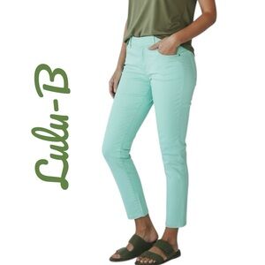 Lulu-B Ankle Pants Green Pull On Stretchy Sz 8 NWOT